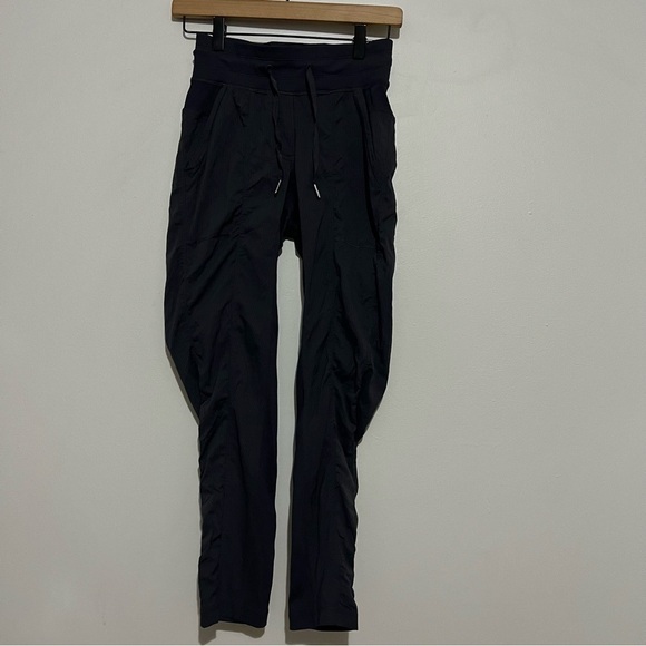 Lululemon Street To Studio Pant II *Unlined 28"
Dark Carbon size 2 - Picture 3 of 8